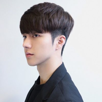 Kiểu tóc mái ngố nam Hàn Quốc  Barber Shop Vũ Trí
