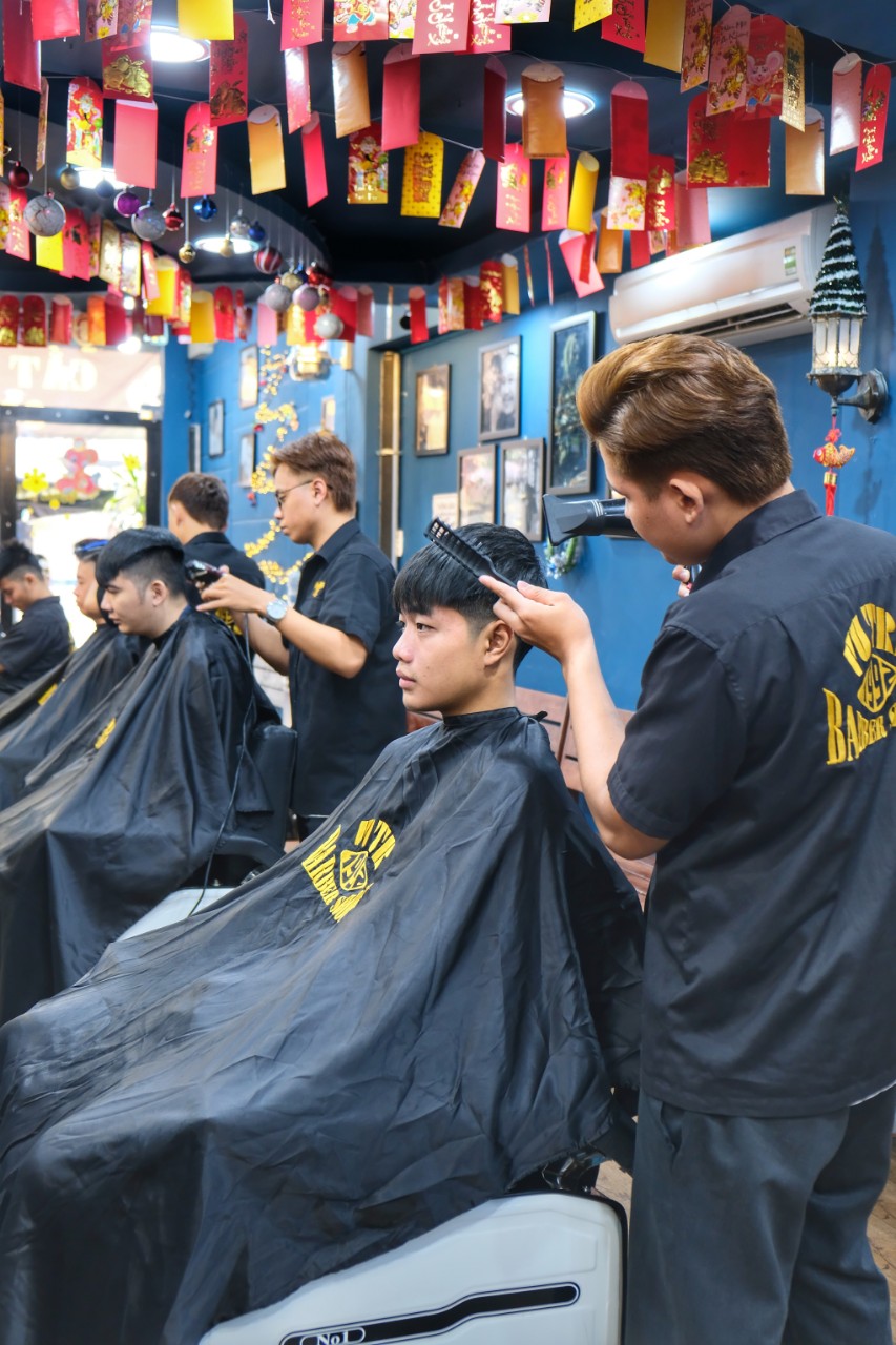 5 barber shop hút sao nam ở Sài Gòn - Barber Shop Vũ Trí