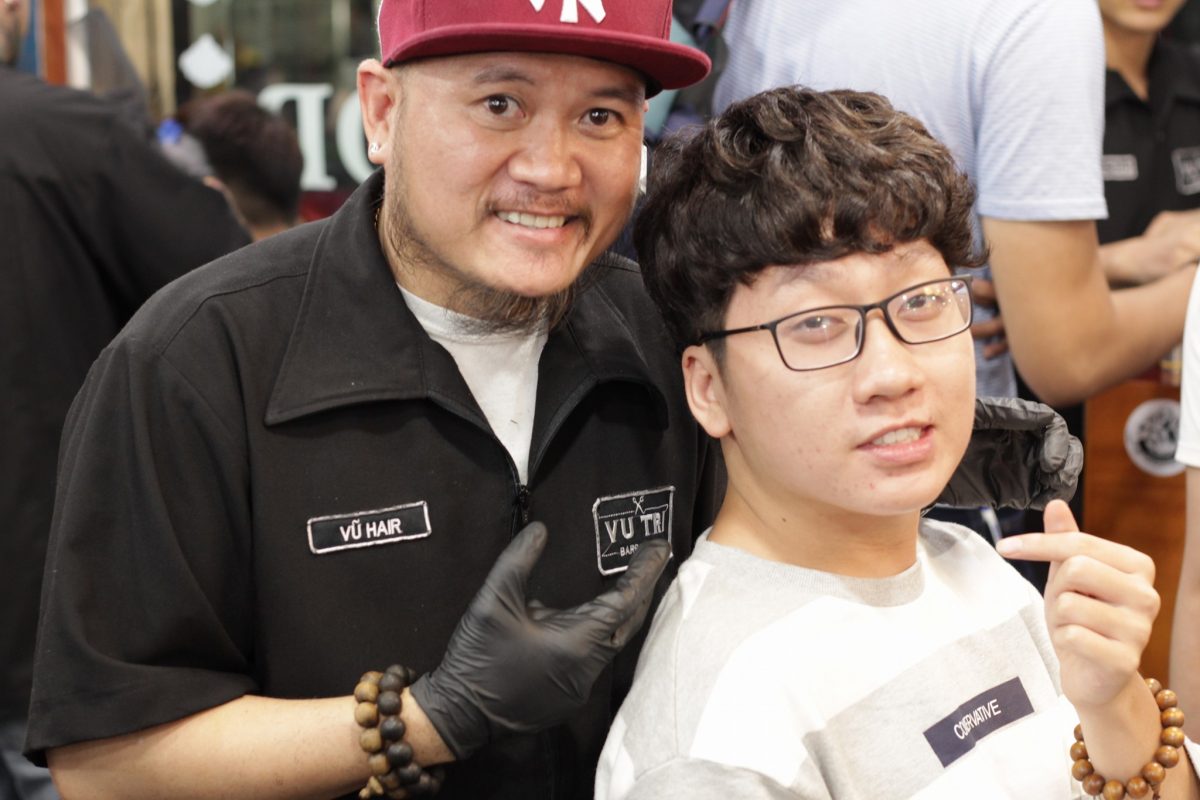Tiệm tóc thu hút giới trẻ Sài Thành nhất hiện nay  Barber Shop Vũ Trí